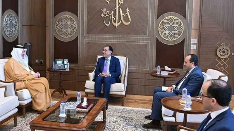 رئيس الوزراء المصري يستقبل سفير المملكة بالقاهرة بمناسبة انتهاء مهام عمله