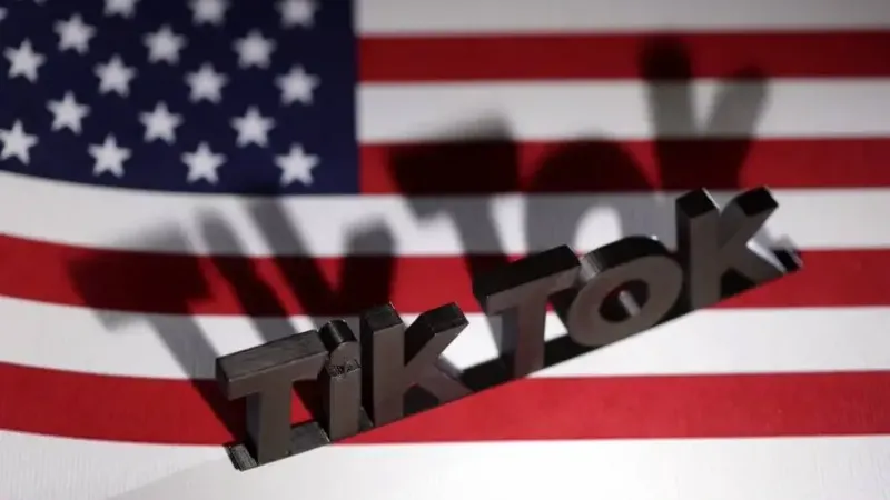 رغم تهديدات الحظر متجر تيك توك يكتسب زخماً في أميركا