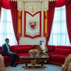 ولي العهد رئيس الوزراء: البحرين تزخر بكفاءات وطنية تسهم بفاعلية في رفد مختلف الجهود التنموية الدولية
