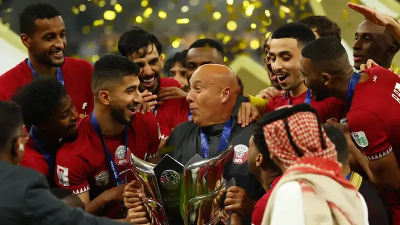 منتخب قطر يكافئ ماركيز لوبيز بعقد جديد