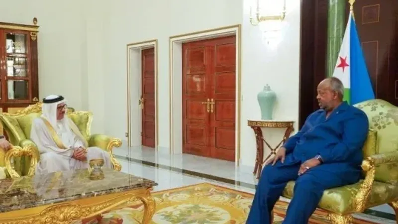 خلال استقباله وزير الخارجية.. رئيس جيبوتي يشيد باستضافة البحرين لأعمال القمة العربية الثالثة والثلاثين