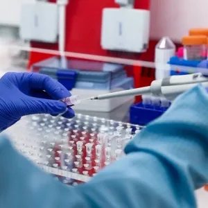 علماء يكتشفون آليات عمل بروتين يمنع تطور سرطان الرئة