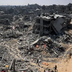 الدفاع المدني الفلسطيني: نحو 10 آلاف جثة لا تزال تحت الأنقاض في غزة
