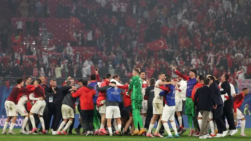 تركيا تبلغ ربع نهائي "يورو 2024" بعد فوز مثير على النمسا.. فيديو