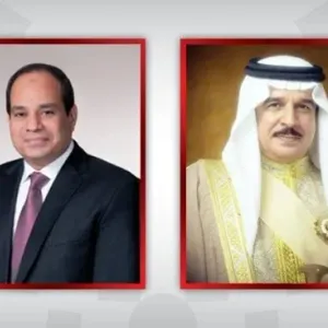 الملك يلتقي مع أخيه فخامة الرئيس المصري