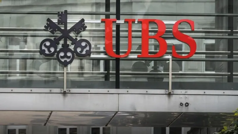 مجموعة UBS السويسرية ترفع توقعاتها لاحتمال حدوث ركود لاقتصاد الولايات المتحدة من 20 إلى 25% بعد إعلان بيانات الوظائف والبطالة خلال يوليو #فوربس للمزيد...