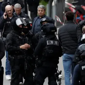 الشرطة تعتقل رجلا هدد بتفجير نفسه في قنصلية إيران بباريس