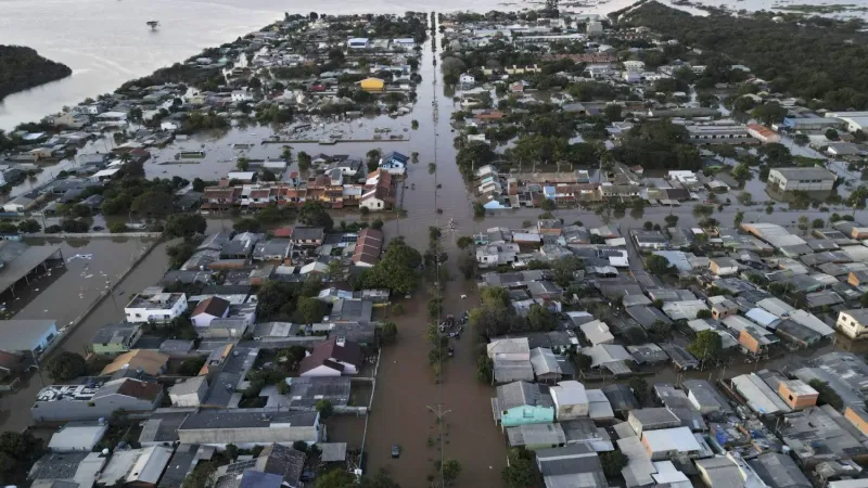 ارتفاع عدد قتلى الأمطار الغزيرة في جنوب البرازيل إلى 113
