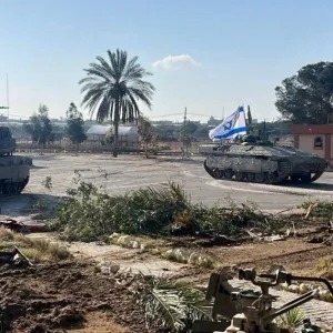 إسرائيل تسيطر على «محور فيلادلفيا» على طول الحدود بين مصر وغزة