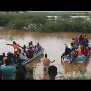 كينيا: فقدان العشرات بعد انقلاب قارب جراء الفيضانات