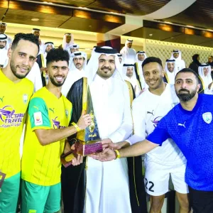 الشيخ جوعان يتوج الوكرة بطلاً لكأس قطر