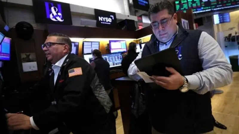 الأسهم الأمريكية تستعيد توازنها بعد تراجعات متتالية