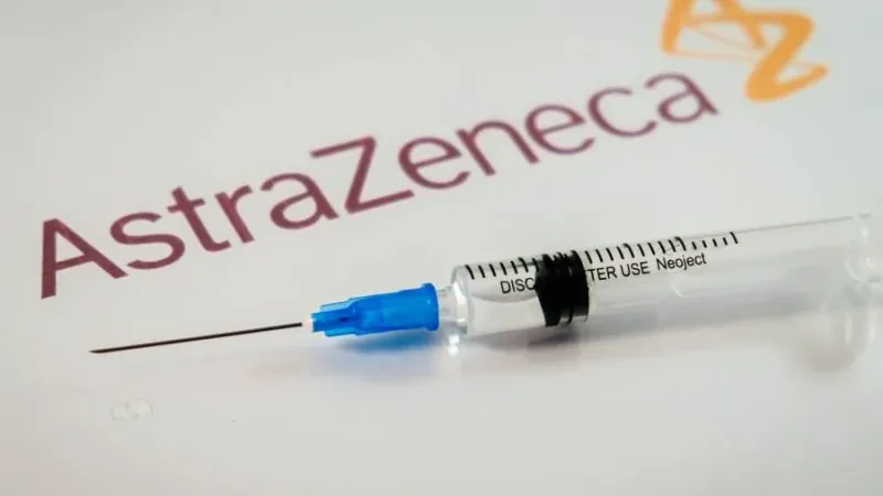 سهم أسترازينيكا يرتفع رغم القضايا حول لقاحها المضاد لكورونا