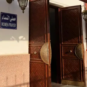 الشؤون الإسلامية تكمل تجهيزاتها للمصلى النسائي في مسجد الخندق بالمدينة المنورة