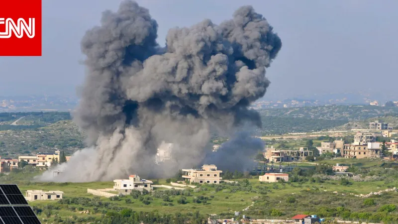 عبر "𝕏": مسؤول صحي: إصابة 18 في هجمات لحزب الله.. وإسرائيل تعلن قصف مجمع عسكري جنوب لبنان