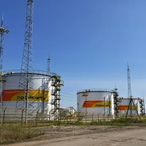 انخفاض إيرادات النفط والغاز بروسيا 35% في مايو إلى 8.9 مليار دولار