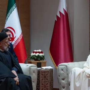صاحب السمو يلتقي الرئيس الإيراني