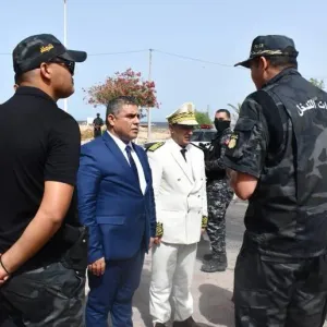 وزير الداخلية يتفقد عددا من الوحدات الأمنية في جزيرة جربة