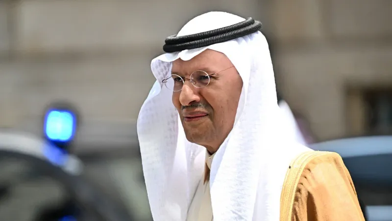 هل استخراج الغاز حلال في أمريكا وحرام في إفريقيا؟ وزير الطاقة السعودي يرد بطرافة ويثير تفاعلا (فيدي)