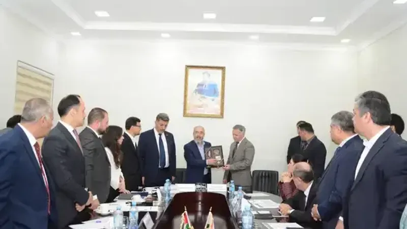 فلسطين وطاجيكستان توقعان اتفاقية تأسيس مجلس رجال الأعمال المشترك