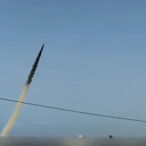 شاهد.. القسام تقصف موقعا عسكريا إسرائيليا شرقي رفح بصواريخ "رجوم"
