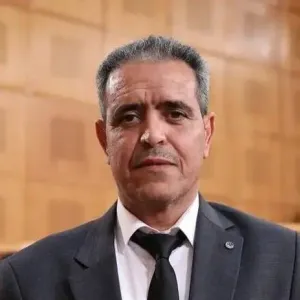 نبذة عن السيرة الذاتية لرئيس المجلس الوطني للجهات والأقاليم عماد الدربالي