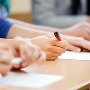قرار مهمّ لوزير التربية بشأن التلامذة الممنوعين من المشاركة في الامتحانات الرسمية للشهادة الثانوية في 2023