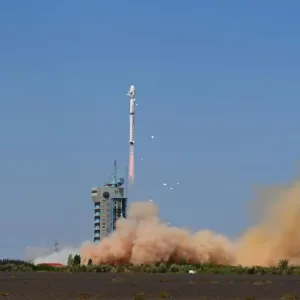القمر الاصطناعي الصيني «فنغيون-3 إف» يبدأ خدماته التشغيلية