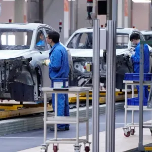 صناعة السيارات .. الصين ماضية في الاستحواذ على "عجلات المستقبل"