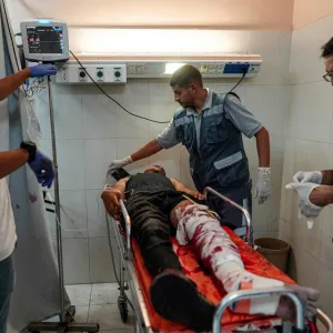 مقتل 16 فلسطينياً على الأقل في قصف إسرائيلي لمدرسة في غزة