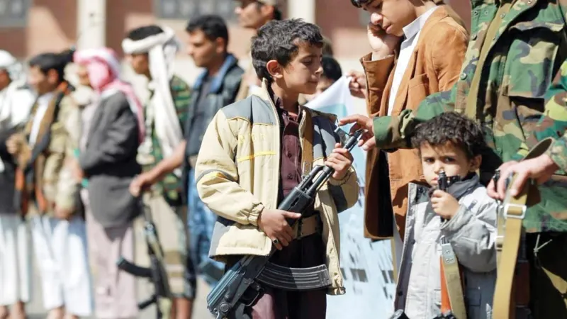 اليمن: استغلال الأطفال وتجنيدهم سياسة ومنهج «حوثي»