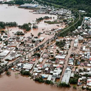 العواصف تودي بحياة 10 أشخاص في البرازيل