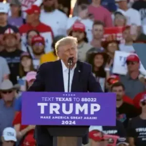 حملة ترامب الانتخابية تحذف فيديو دعائياً يتضمن عبارة "نازية"