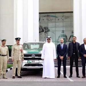 شرطة دبي تضم فولكس واجن أماروك الجديدة كلياً من النابودة لتعزيز قوة وأداء أسطولها