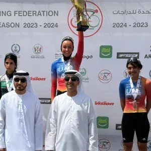 صفية الصايغ تتوج بلقب بطولة الإمارات للدراجات الهوائية