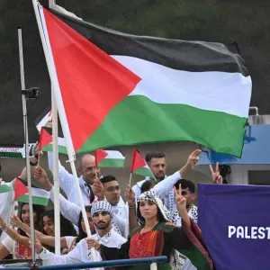 أولمبياد باريس - بمشاركة 8 لاعبين والكوفية.. ظهور بعثة فلسطين في حفل الافتتاح