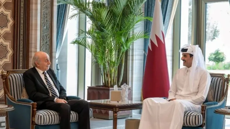 أمير قطر التقى جنبلاط في الدوحة... عرضٌ لأوضاع المنطقة