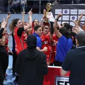 بطلات الأهلي مع لقب كأس مصر لكرة السلة بعد تحقيقه للعام الثاني على التوالي.