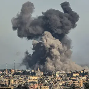 حسابات حكومية إسرائيلية تروج لفيديو يزعم عدم وجود مدنيين بغزة