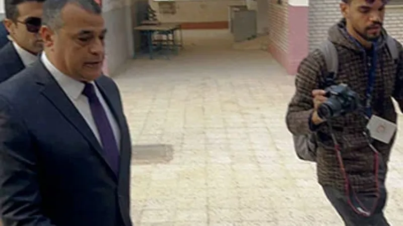 وزير الإنتاج الحربي يدلي بصوته في الانتخابات الرئاسية بالمقطم..صور