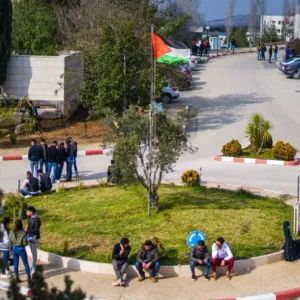 طلبة جامعة بيرزيت يطردون السفير الألماني من المتحف الفلسطيني بالجامعة