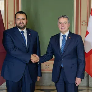 وزير الدولة بوزارة الخارجية يجتمع مع وزير الخارجية في الاتحاد السويسري
