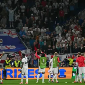 فوضى وزحام في وسائل المواصلات عقب مباراة إنجلترا وصربيا في يورو 2024