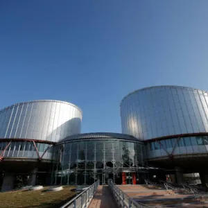 المحكمة الأوروبية لحقوق الإنسان: منع الطلاب من إبراز رموز دينية لا ينتهك حقوقهم
