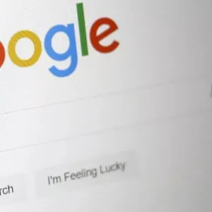 جوجل تطلق مزايا البحث المدعومة بالذكاء الاصطناعي للجميع