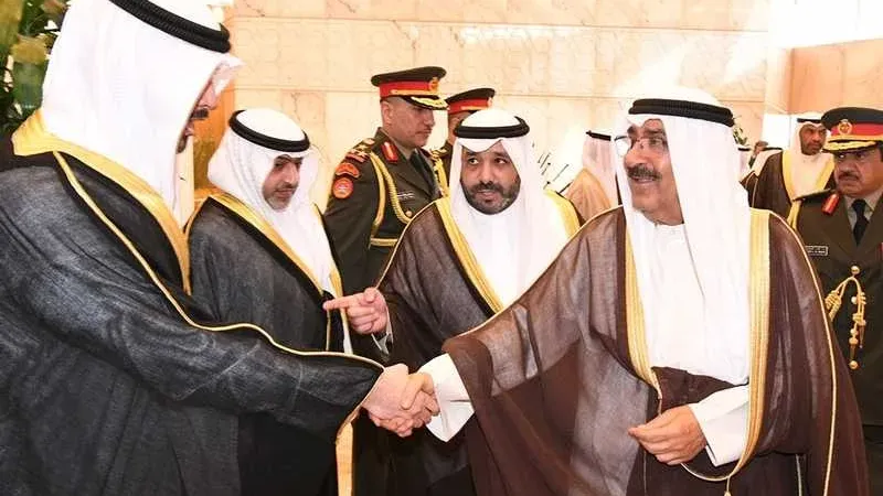 سمو الأمير يصل إلى السعودية لترؤس وفد الكويت في المنتدى الاقتصادي العالمي بالرياض