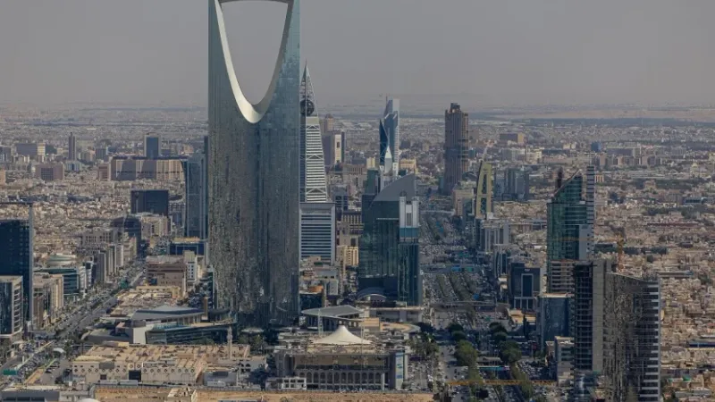 أرباح صندوق الاستثمارات العامة ترتفع في سوق الأسهم السعودية إلى 66 مليار ريال بدعم زيادة حصته في "أرامكو"