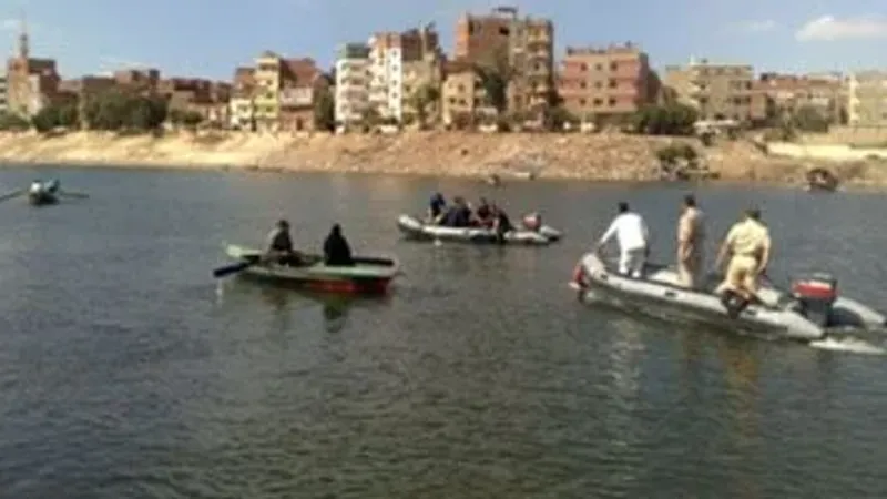 البحث عن شابين تعرضا للغرق في نهر النيل بالصف
