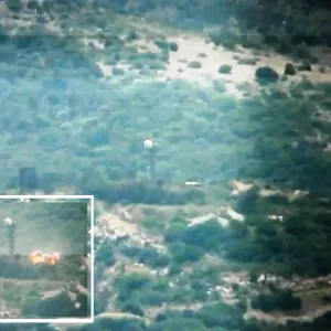 حزب الله يستهدف نقطة استقرار وتموضعا للجيش الإسرائيلي داخل موقع رويسة القرن بمزارع شبعا (فيديو)