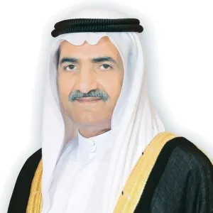 حاكم الفجيرة يعزي أمير الكويت في ضحايا حريق المنقف